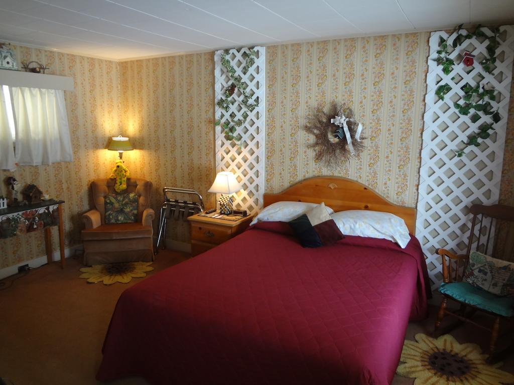 Wells River Motel Room photo