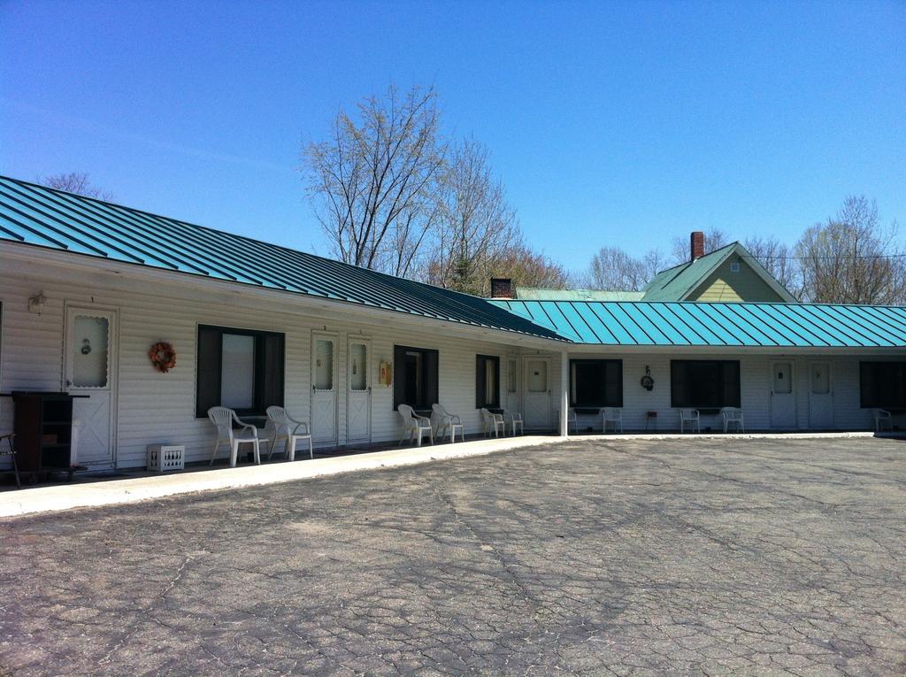 Wells River Motel Exterior photo