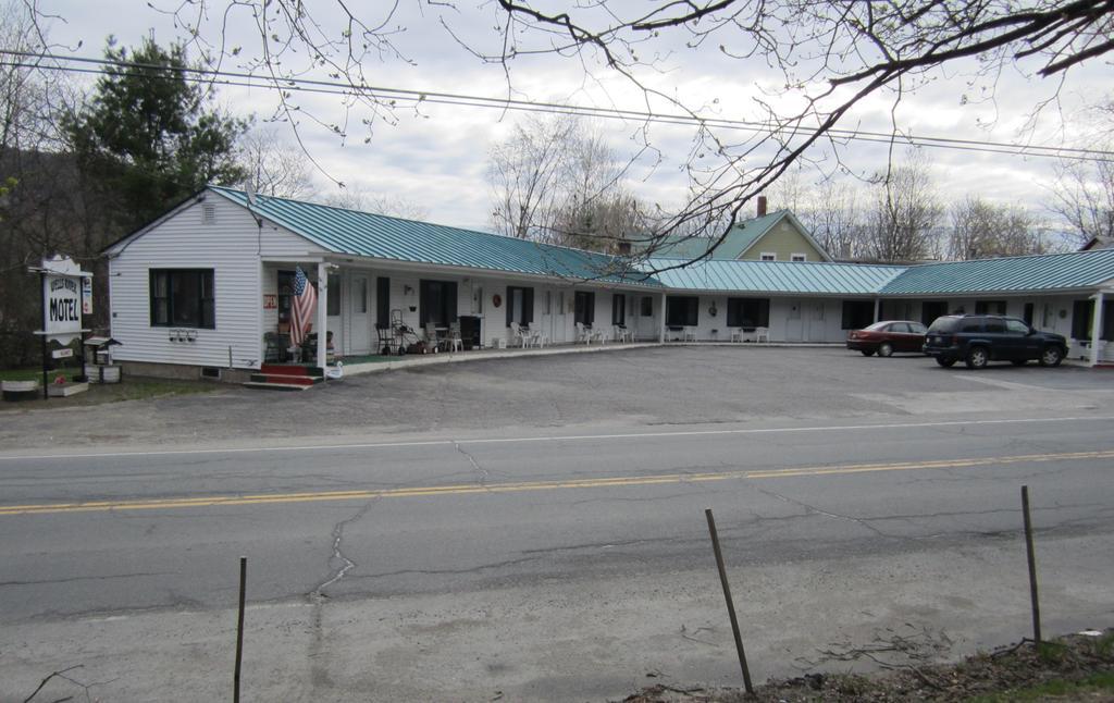 Wells River Motel Exterior photo