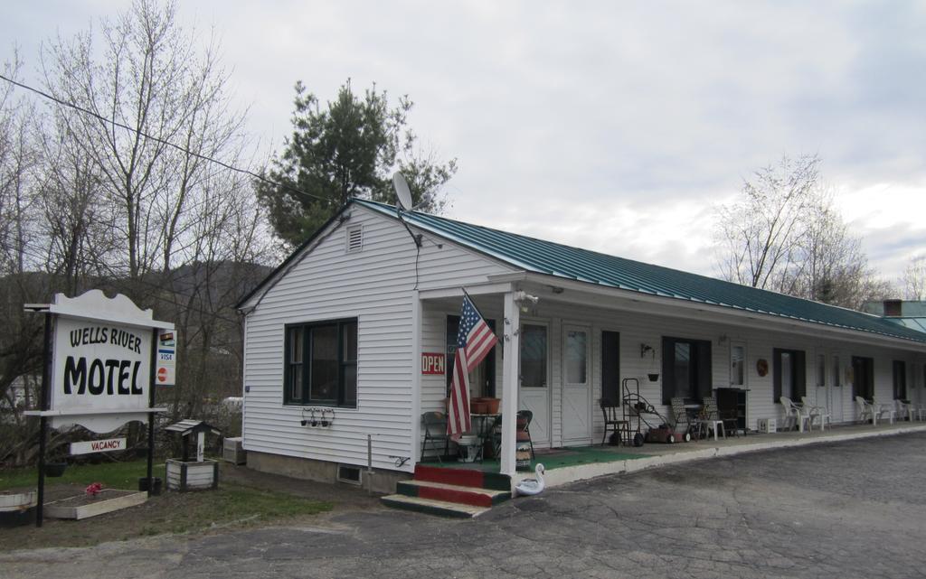 Wells River Motel Exterior photo